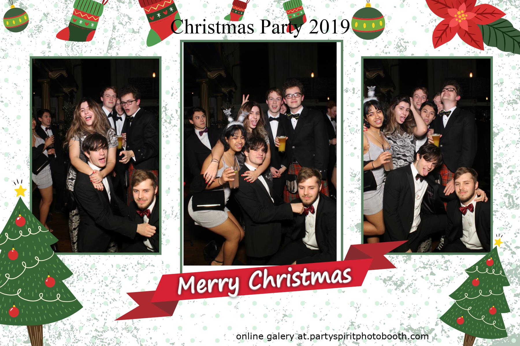 Christmas Party | View more photos from the event at gallery.partyspiritphotobooth.com/u/PartySpiritPhotoBooth/Christmas-Party-0